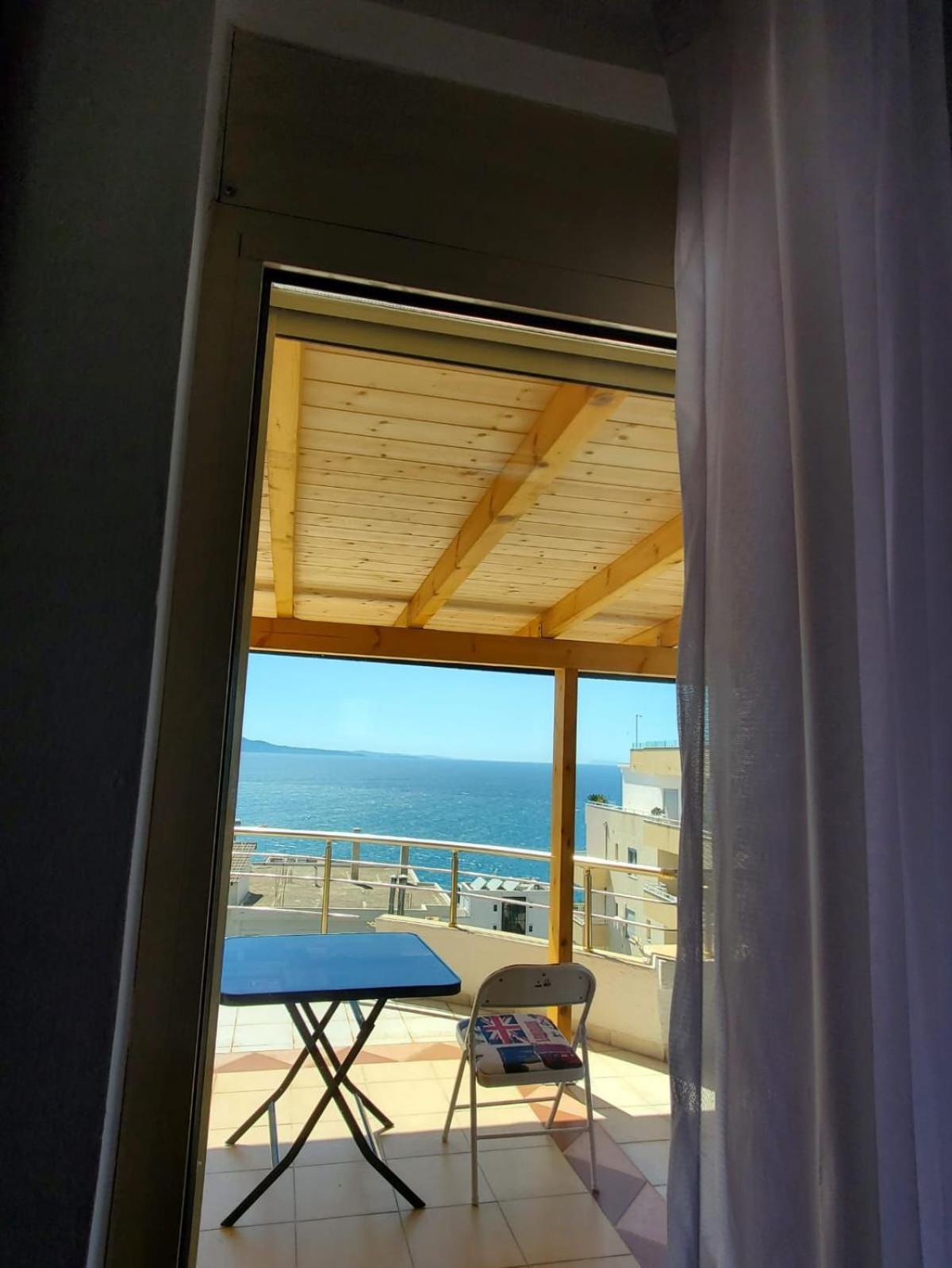 Summer Gate Apartment ซารานเดอ ภายนอก รูปภาพ