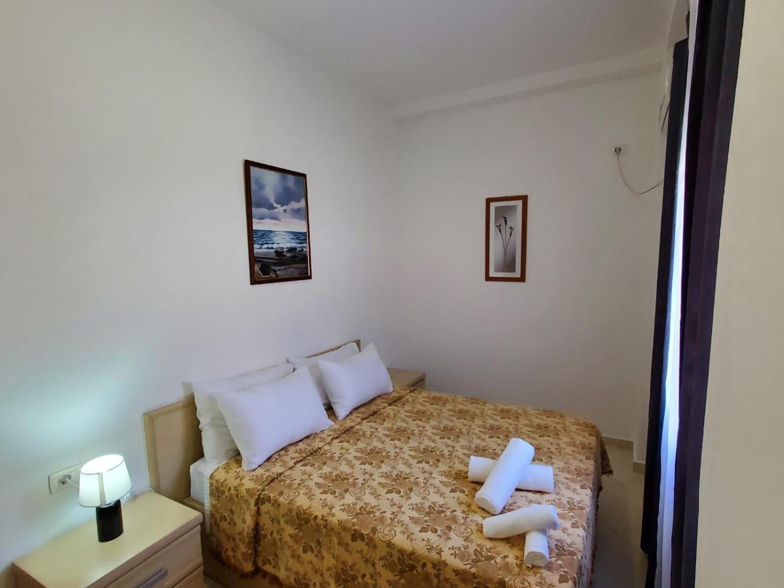Summer Gate Apartment ซารานเดอ ภายนอก รูปภาพ