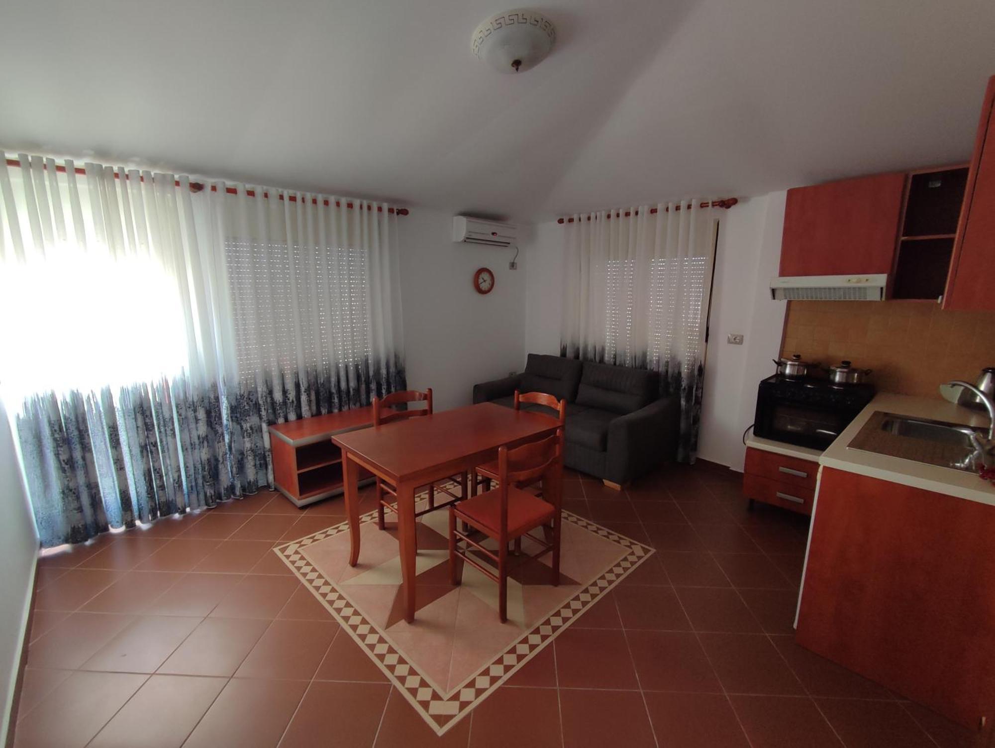 Summer Gate Apartment ซารานเดอ ภายนอก รูปภาพ