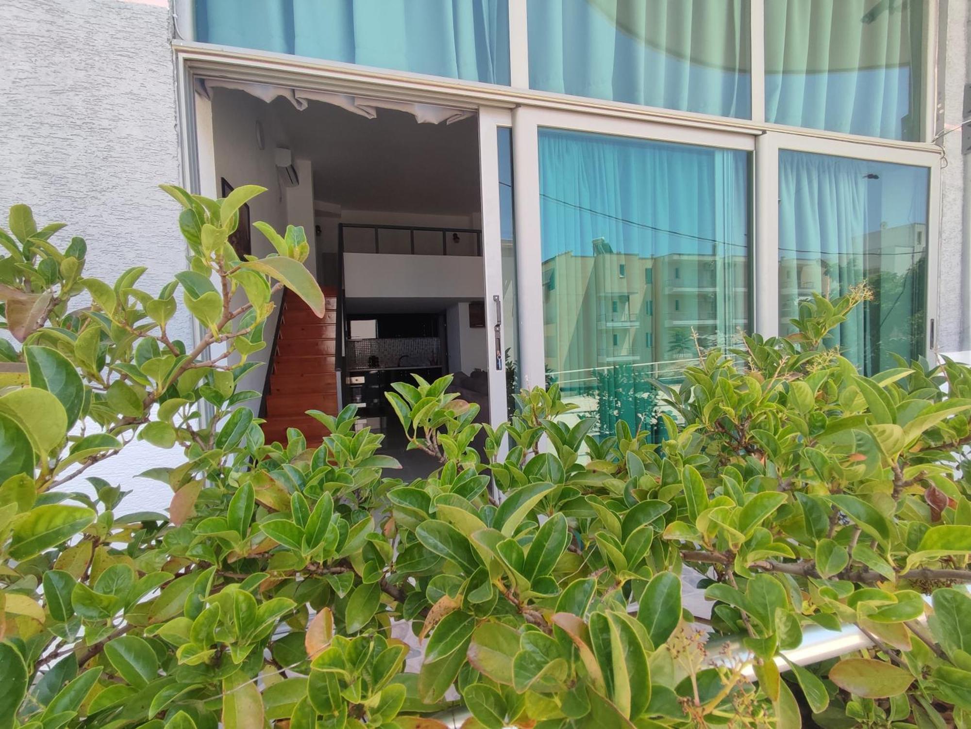 Summer Gate Apartment ซารานเดอ ภายนอก รูปภาพ