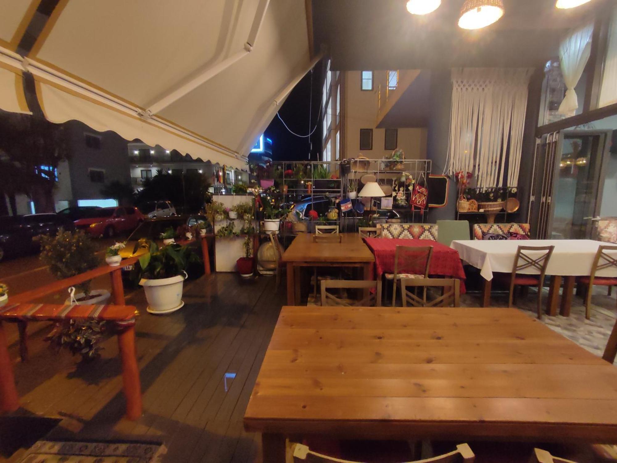 Summer Gate Apartment ซารานเดอ ภายนอก รูปภาพ